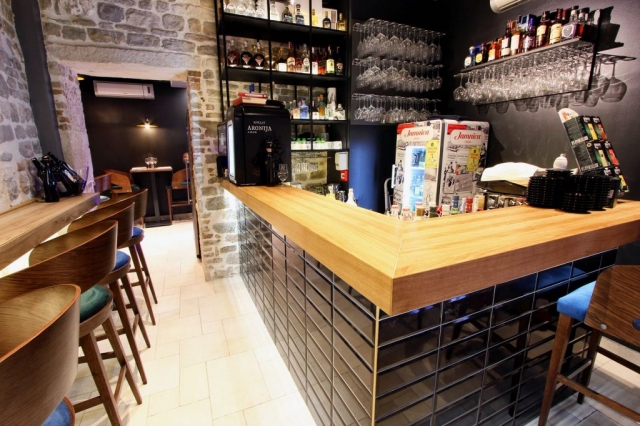 La Grotta Restaurant - Split Croatia