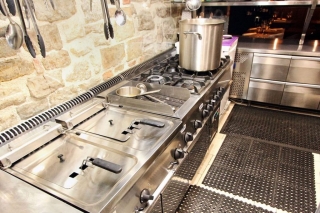 La Grotta Restaurant - Modern Kitchen La Grotta Restaurant - Modern Kitchen