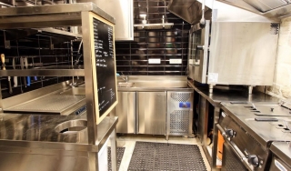 La Grotta Restaurant - Modern Kitchen La Grotta Restaurant - Modern Kitchen